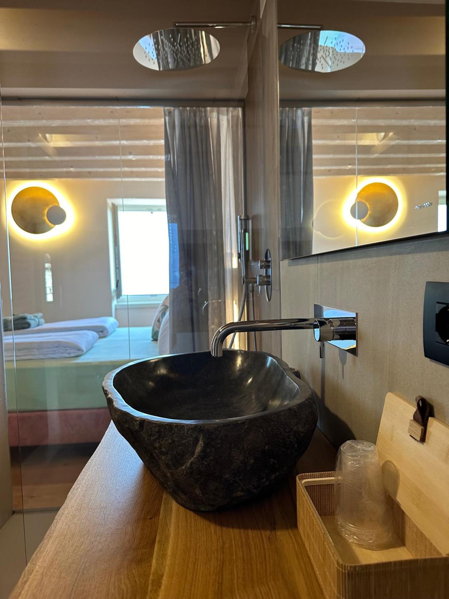 Studios Al Castello Dei Limoni Limone sul Garda Exteriör bild