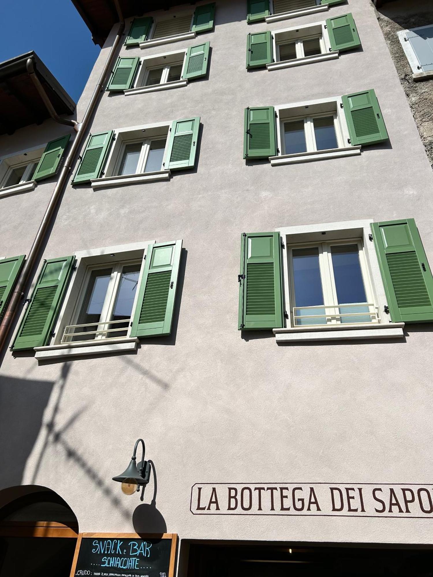 Studios Al Castello Dei Limoni Limone sul Garda Exteriör bild